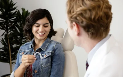 Yetişkinlerde Diş Teli Yerine Şeffaf Plak Tedavisi